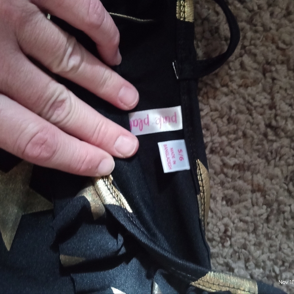 Girls 5/6 bundle shorts, and bathing suit - Picture 14 of 14